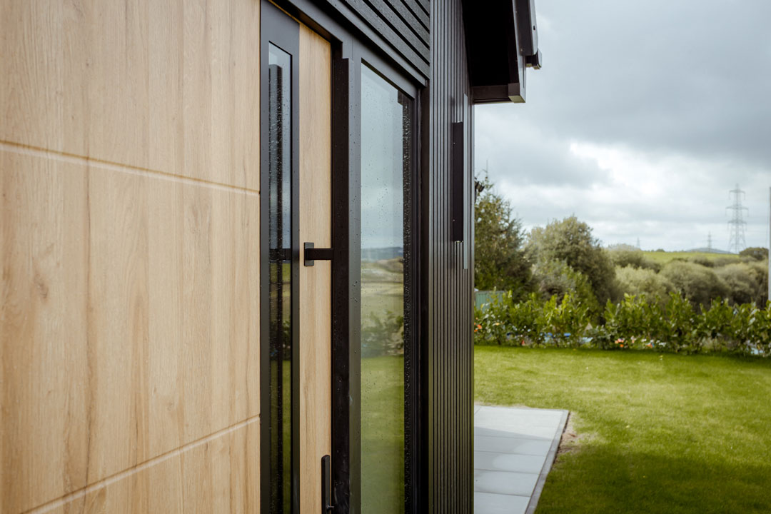 KAT UK, WFD, Steel Doors, Aluminium frame, with a steel skin, WFD Glazing, Entrance Doors